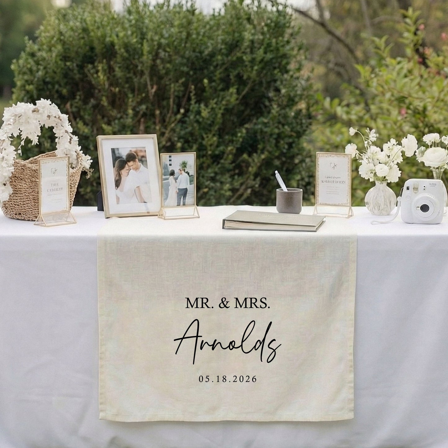 Minimalist Wedding Table Runner Personalized - Mr and Mrs Sweetheart Table
