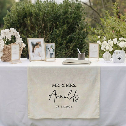 Minimalist Wedding Table Runner Personalized - Mr and Mrs Sweetheart Table