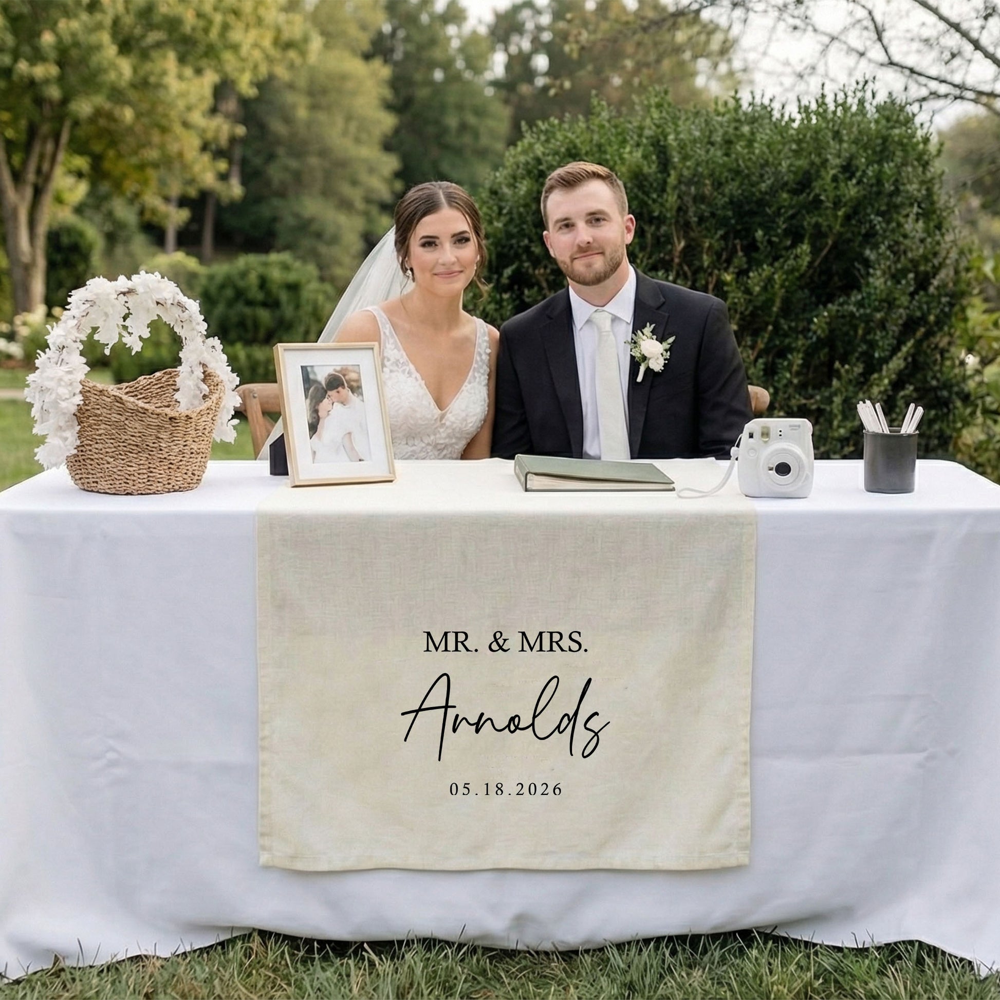 Minimalist Wedding Table Runner Personalized - Mr and Mrs Sweetheart Table